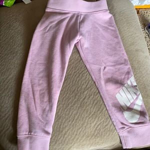 Girls 3t Nike sweats